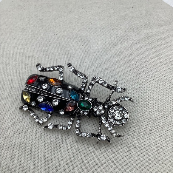 Black Rhinestone Beetle Brooch with Gem Accents - Picture 2 of 3
